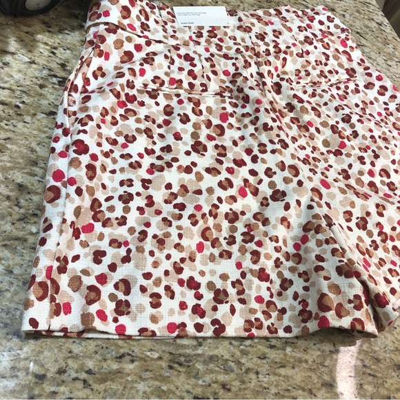 Ann Taylor High Rise Leopard Print Shorts Brown Red Tan 8 - Picture 9 of 10